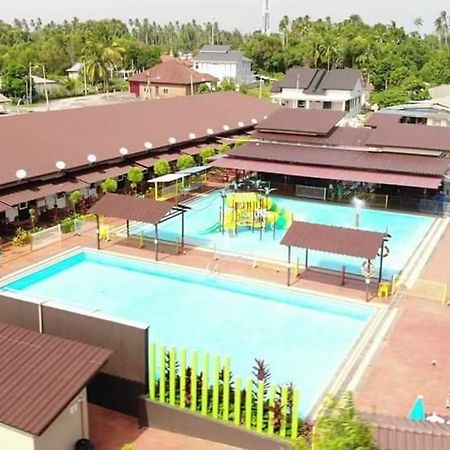 Asfa D Village - Resort - Homestay - Family Room Kemasik Eksteriør bilde